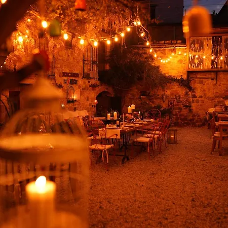 Affittacamere Macaron Konagi Ayvalı