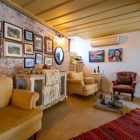 Macaron Konagi Affittacamere 4*