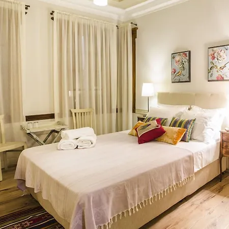 Macaron Konagi 4* Ayvalı