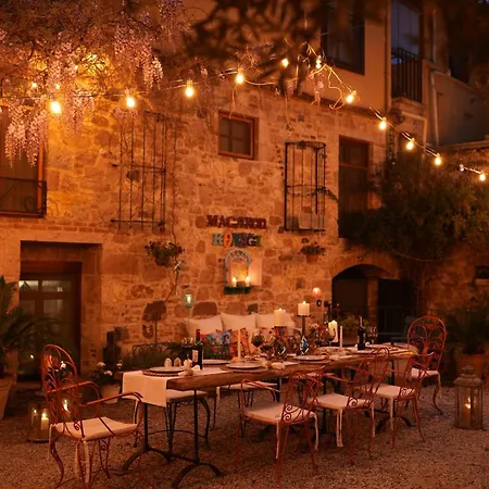 Macaron Konagi Ayvalı