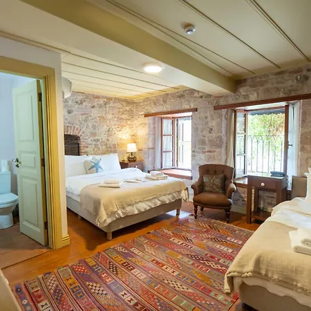 Casa de hóspedes Macaron Konagi Ayvalı