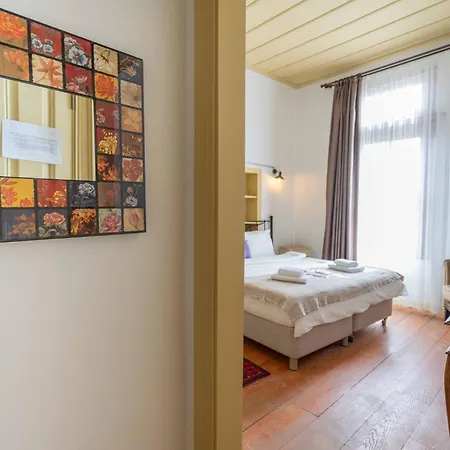 Macaron Konagi 4* Ayvalı