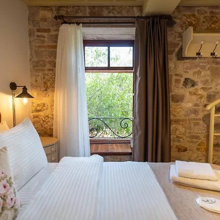 Macaron Konagi 4* Ayvalı