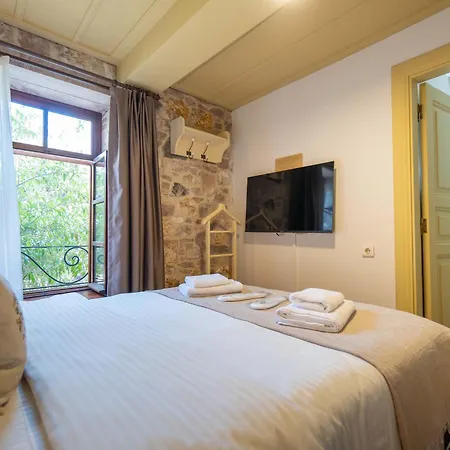 Casa de hóspedes Macaron Konagi Ayvalı