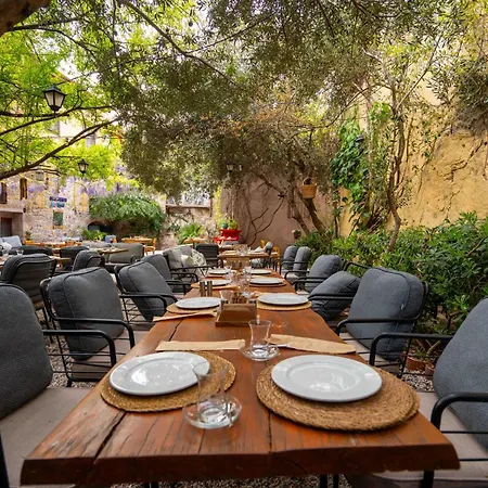 Casa de hóspedes Macaron Konagi 4*