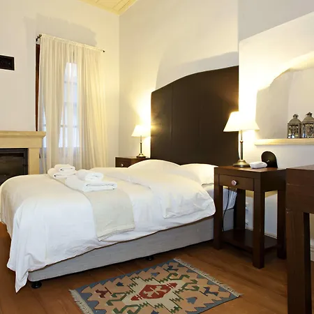 Macaron Konagi Ayvalı