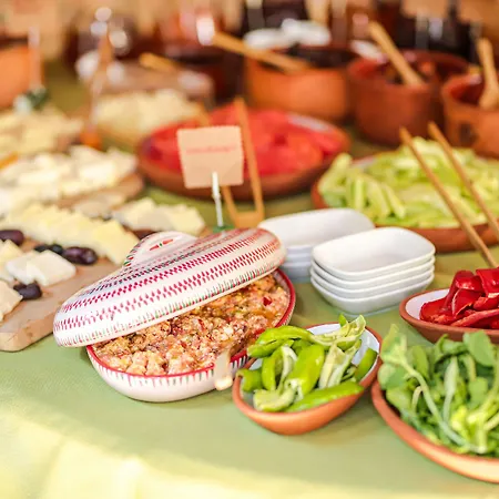 Macaron Konagi 4* Ayvalı