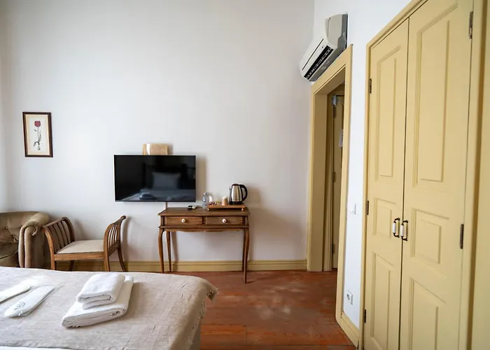 Macaron Konagi Guest house